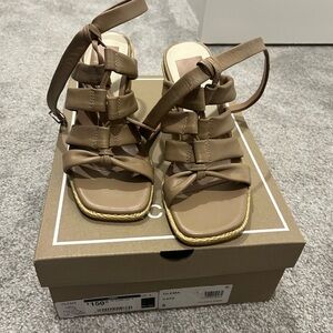 SALE!  DOLCE VITA Olema Leather Heel Sandals  2T4